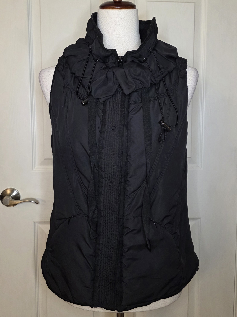 Luii Black Puff Full Zip Vest